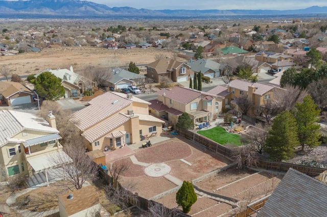 7739 RIDGEVIEW Drive NW, Albuquerque, NM 87120