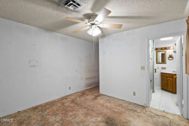 25173 Atwood Boulevard, Newhall, CA 91321