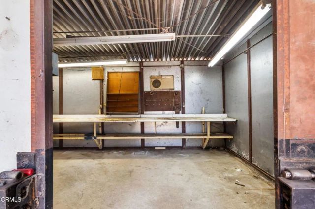 25173 Atwood Boulevard, Newhall, CA 91321