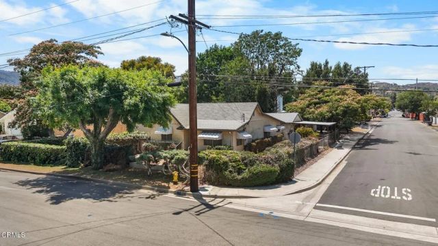 25173 Atwood Boulevard, Newhall, CA 91321
