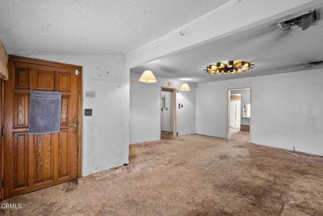 25173 Atwood Boulevard, Newhall, CA 91321