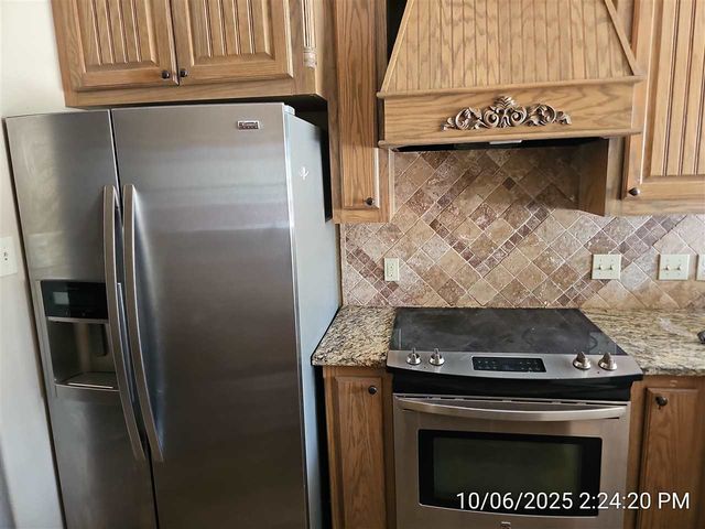 3332 NE Brentwood Dr, Lawton, OK 73507