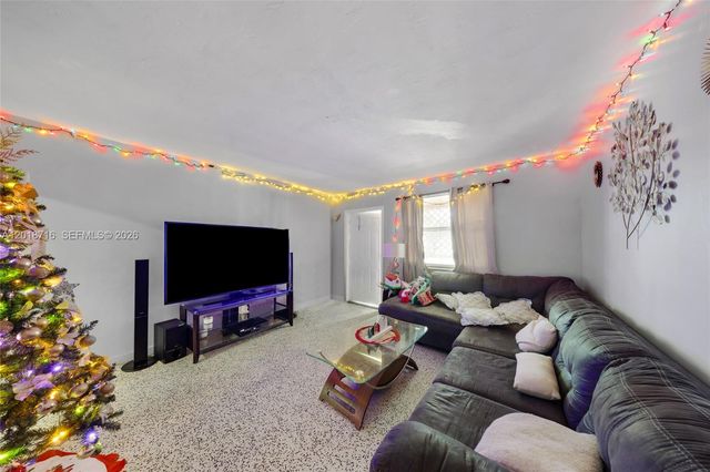 3126 NW 28th St, Miami, FL 33142