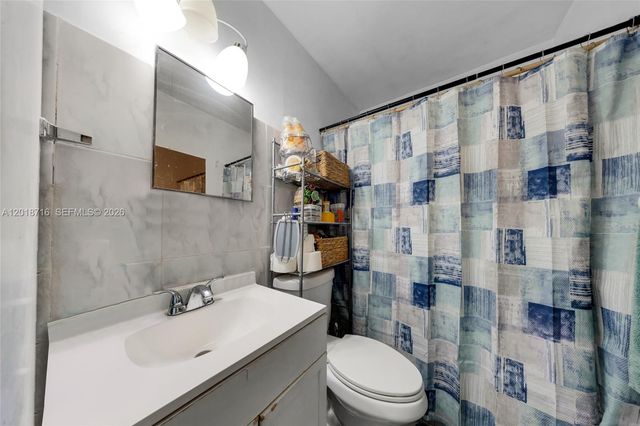 3126 NW 28th St, Miami, FL 33142