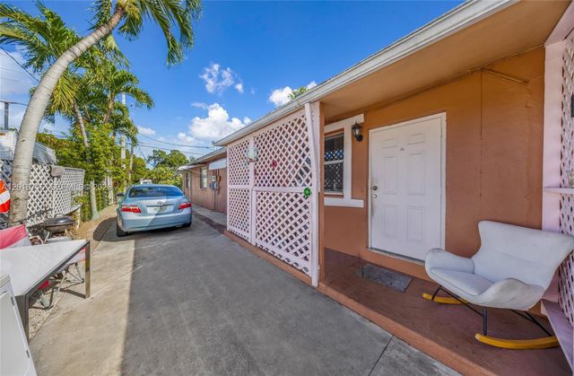 3126 NW 28th St, Miami, FL 33142