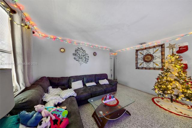 3126 NW 28th St, Miami, FL 33142