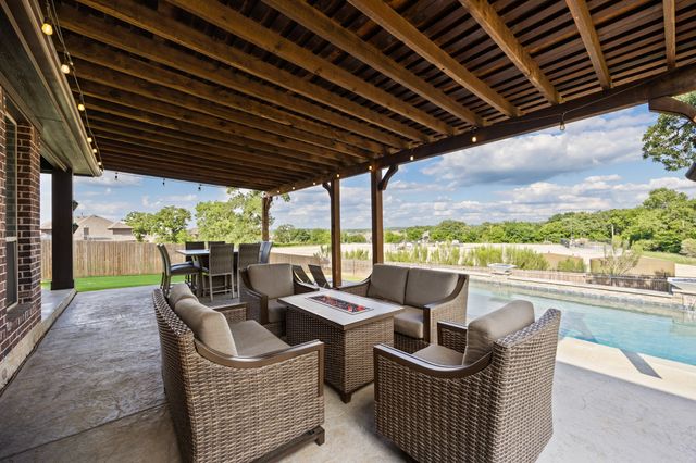 1128 English Oak Court, Burleson, TX 76028
