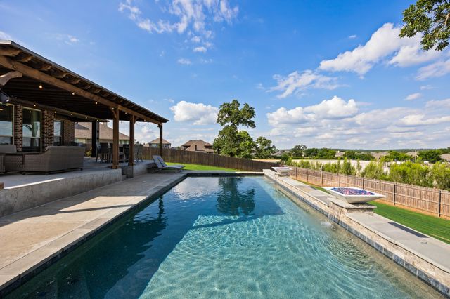 1128 English Oak Court, Burleson, TX 76028