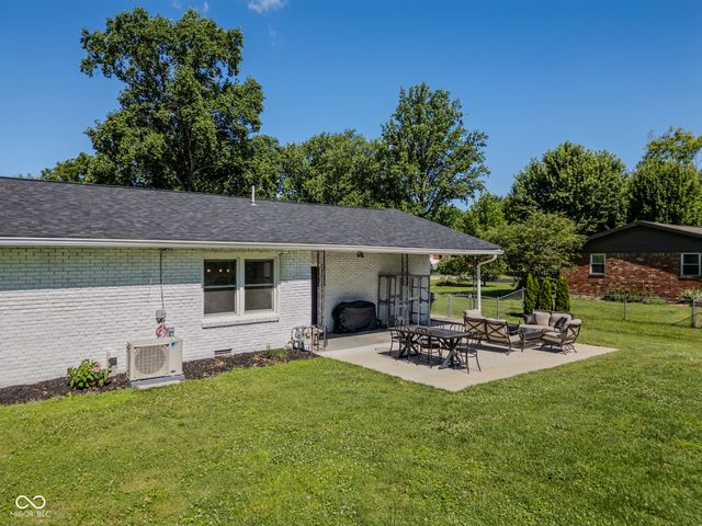3375 Carolina Street, Columbus, IN 47203
