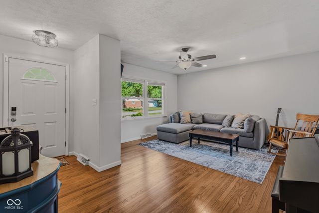3375 Carolina Street, Columbus, IN 47203