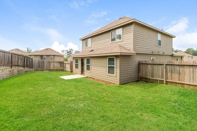 320 Upper Creek Drive, Willis, TX 77378