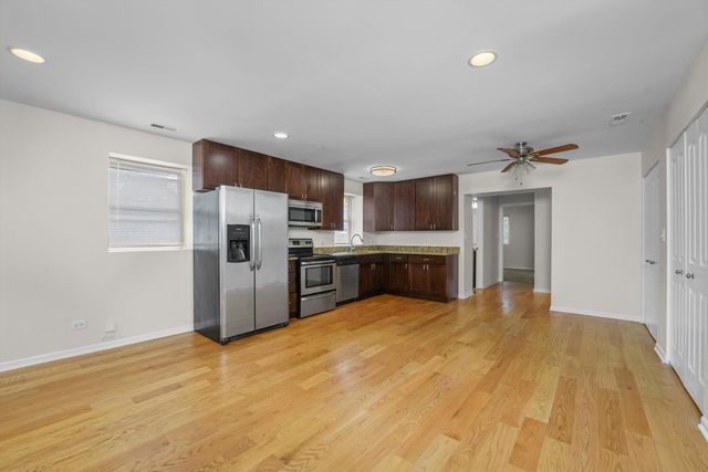 1911 W Chicago Avenue, Chicago, IL 60622