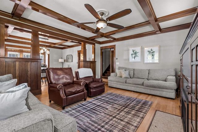 612 W BUCK STREET, New London, WI 54961