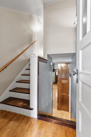 612 W BUCK STREET, New London, WI 54961