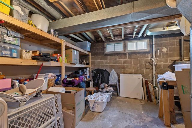 612 W BUCK STREET, New London, WI 54961