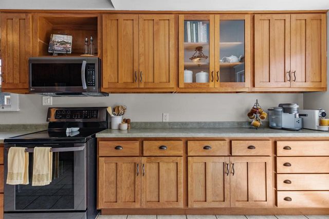 612 W BUCK STREET, New London, WI 54961