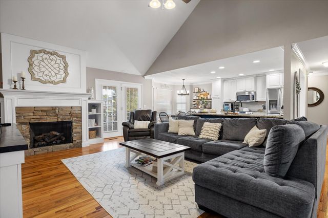 239 Kailors Cove Circle, Ringgold, GA 30736