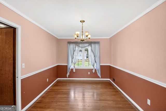 5657 Bob White Circle NW, Lilburn, GA 30047