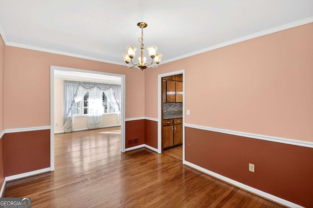 5657 Bob White Circle NW, Lilburn, GA 30047