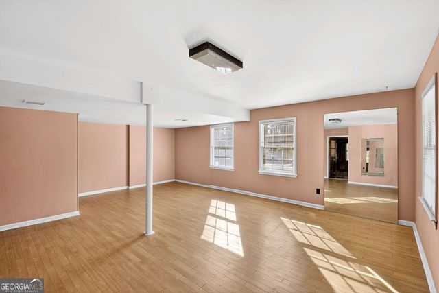 5657 Bob White Circle NW, Lilburn, GA 30047