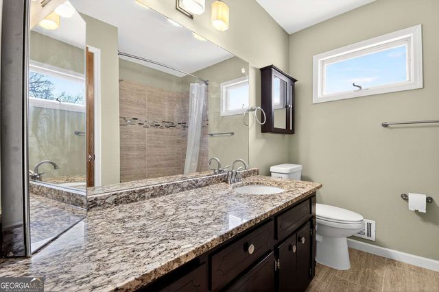 5657 Bob White Circle NW, Lilburn, GA 30047