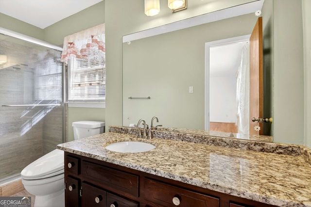 5657 Bob White Circle NW, Lilburn, GA 30047