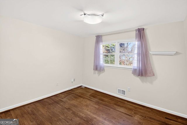 5657 Bob White Circle NW, Lilburn, GA 30047