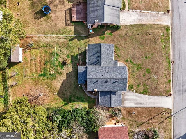 5657 Bob White Circle NW, Lilburn, GA 30047