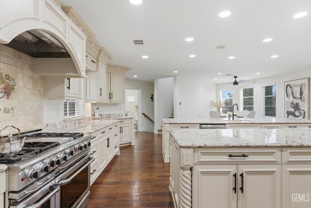 4275 Country club Drive, Bakersfield, CA 93306