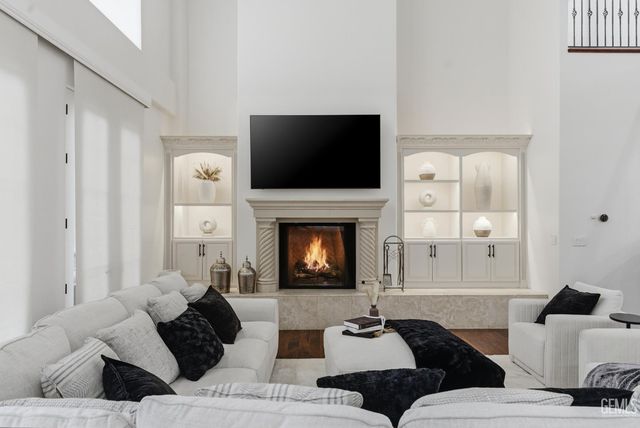 4275 Country club Drive, Bakersfield, CA 93306