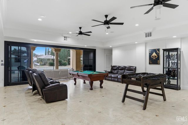 4275 Country club Drive, Bakersfield, CA 93306