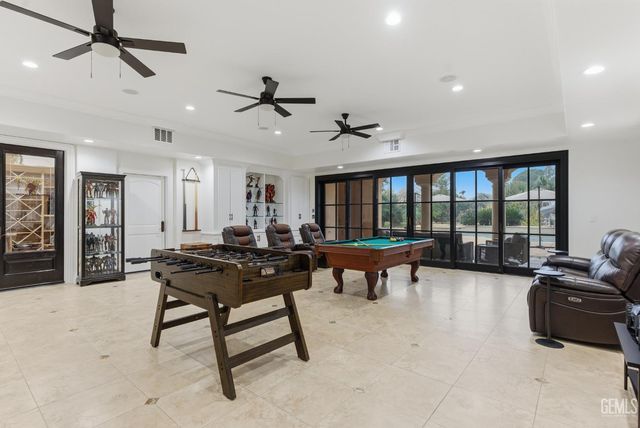 4275 Country club Drive, Bakersfield, CA 93306