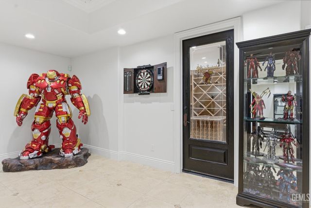 4275 Country club Drive, Bakersfield, CA 93306