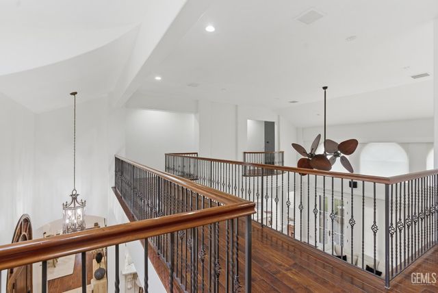 4275 Country club Drive, Bakersfield, CA 93306