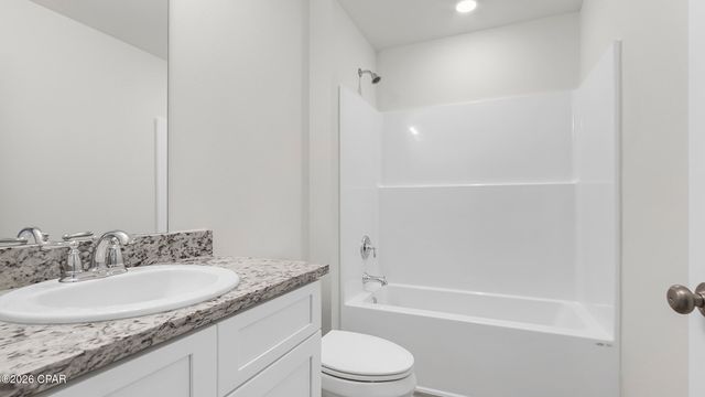 4029 Zinnia Drive, Chipley, FL 32428