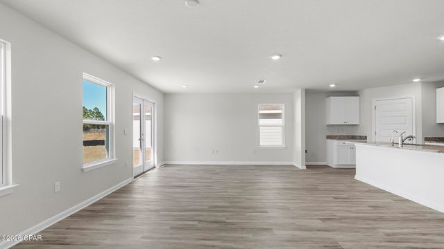 4029 Zinnia Drive, Chipley, FL 32428