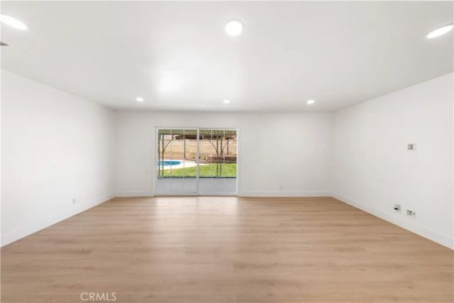 1020 Whitcomb, Simi Valley, CA 93065
