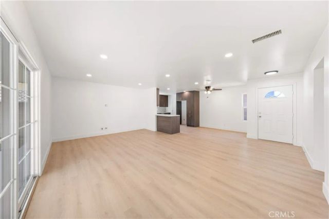 1020 Whitcomb, Simi Valley, CA 93065