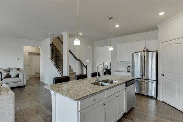 6790 Scarlet Oak Way, Flowery Branch, GA 30542