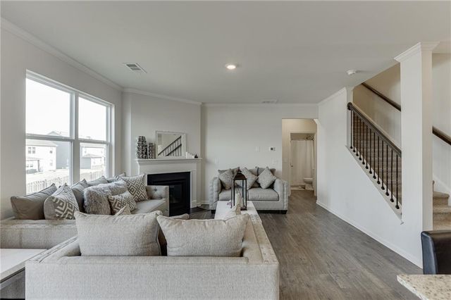 6790 Scarlet Oak Way, Flowery Branch, GA 30542