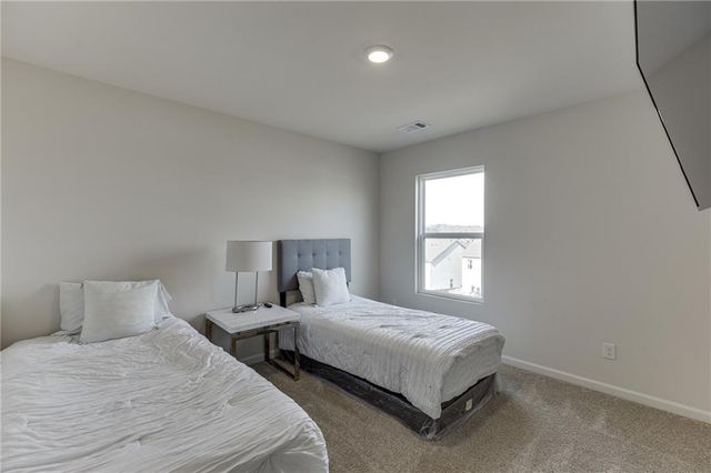 6790 Scarlet Oak Way, Flowery Branch, GA 30542