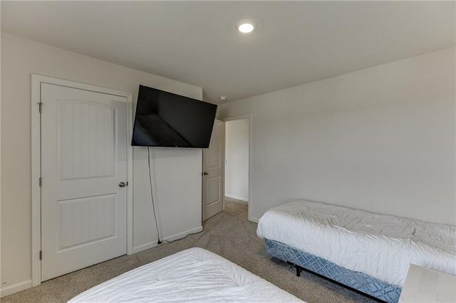 6790 Scarlet Oak Way, Flowery Branch, GA 30542