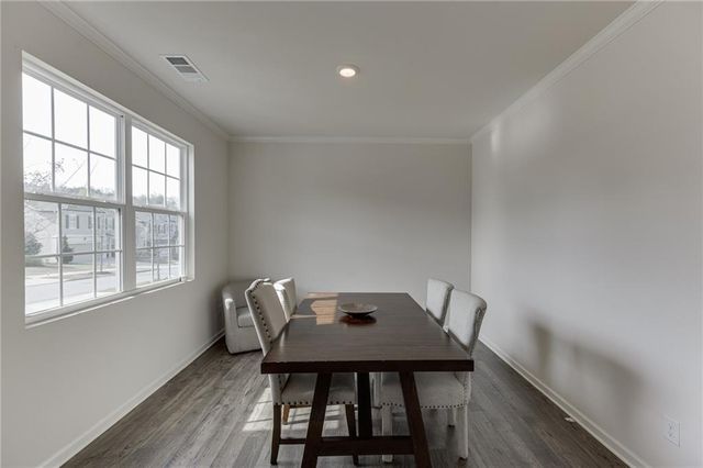 6790 Scarlet Oak Way, Flowery Branch, GA 30542