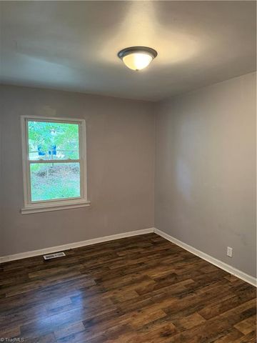 3631 Yale Avenue, Winston-salem, NC 27107