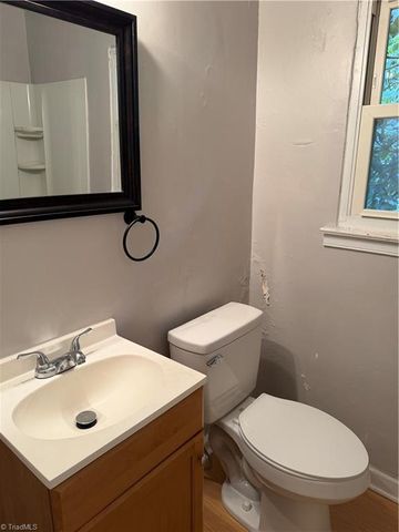 3631 Yale Avenue, Winston-salem, NC 27107