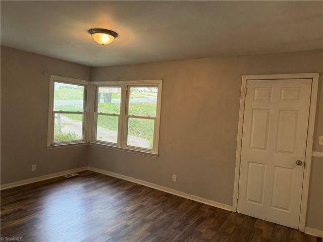 3631 Yale Avenue, Winston-salem, NC 27107