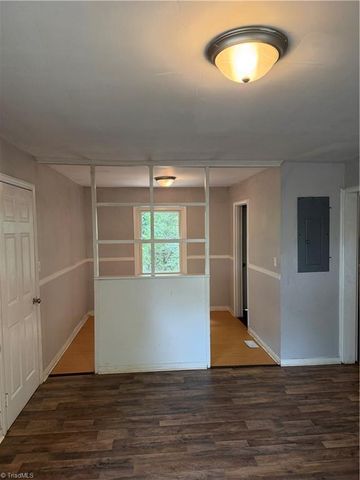 3631 Yale Avenue, Winston-salem, NC 27107