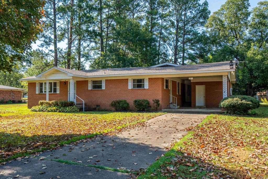 243 Windcrest Drive, Malvern, AR 72104