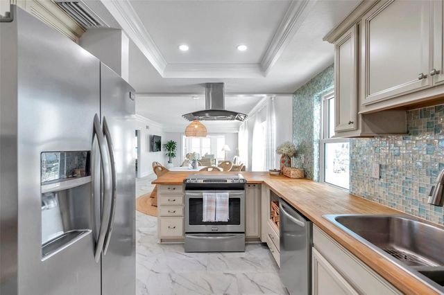 4950 GULF BOULEVARD 509, St Pete Beach, FL 33706