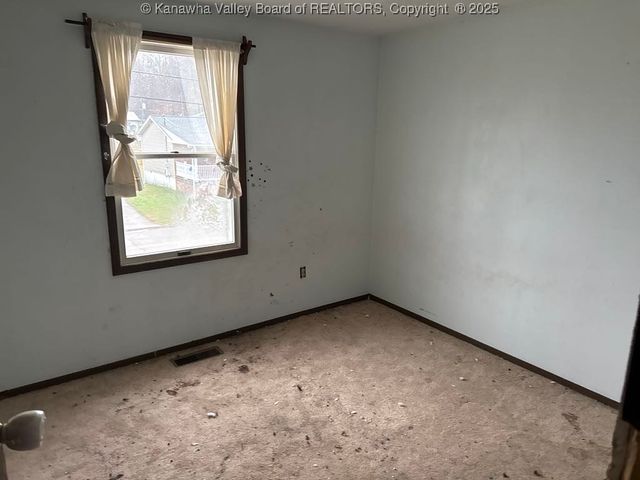 106 Pinehurst Drive, Tornado, WV 25202